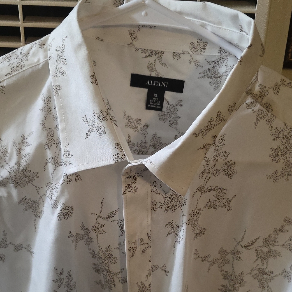 Alfani Men's Gray Patterned Button Down Shirt